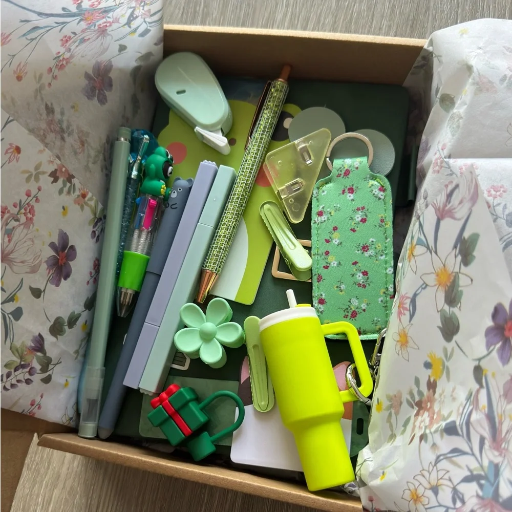 Green Journal with Buckle and Frog Notepad
